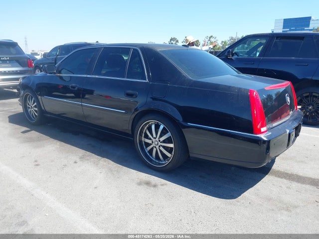 45174263 :رقم المزاد ، 1G6KD57Y27U123214 vin ، 2007 Cadillac Dts Luxury Ii مزاد بيع
