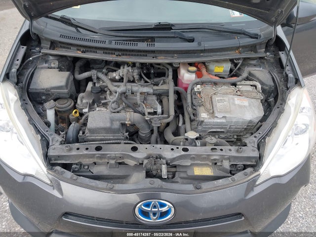 JTDKDTB36E1567692 Toyota Prius C Two