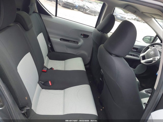 JTDKDTB36E1567692 Toyota Prius C Two