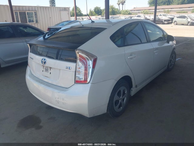 Продажа на аукционе авто 2014 Toyota Prius Two, vin: JTDKN3DU8E1762809, номер лота: 45174303