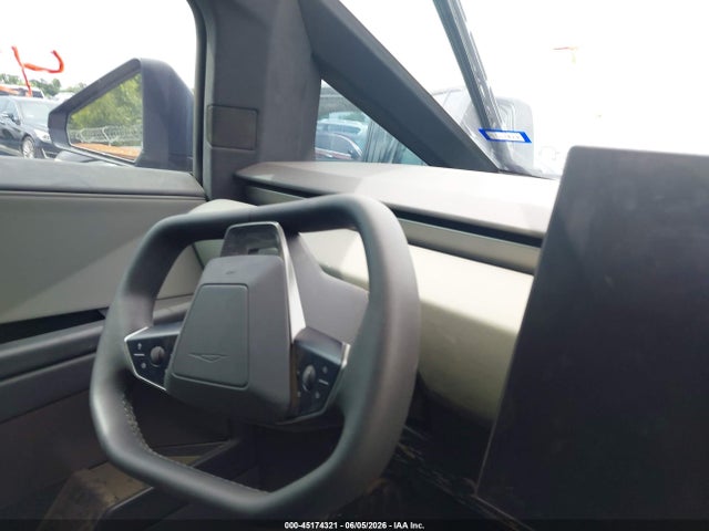 Tesla Cybertruck 2024 7G2CEHEDXRA046176 Image 18