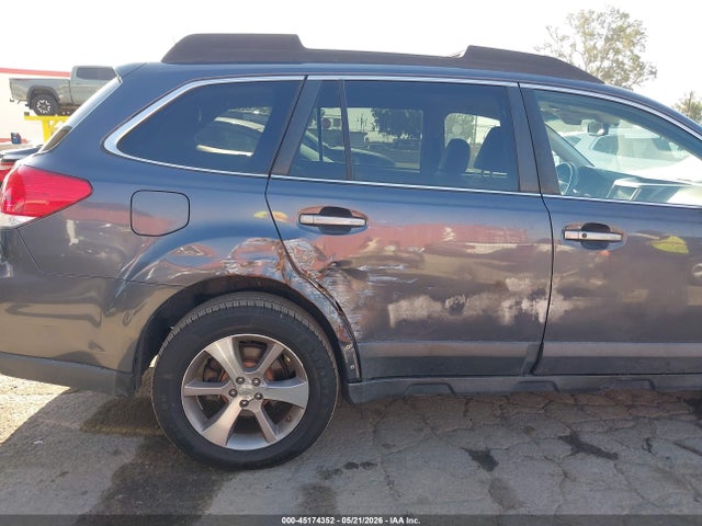 45174352 :رقم المزاد ، 4S4BRDPC3E2208600 vin ، 2014 Subaru Outback 3.6r Limited مزاد بيع