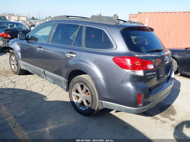 45174352 :رقم المزاد ، 4S4BRDPC3E2208600 vin ، 2014 Subaru Outback 3.6r Limited مزاد بيع