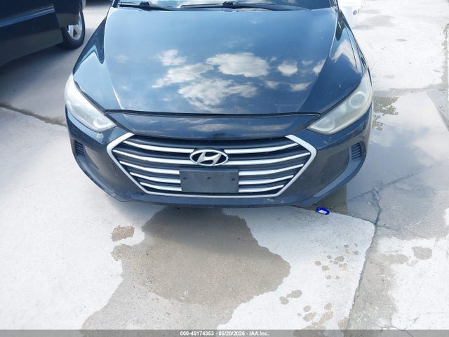 Продажа на аукционе авто 2018 Hyundai Elantra Se, vin: KMHD74LF1JU525191, номер лота: 45174353
