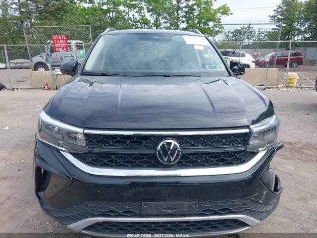 Продажа на аукционе авто 2023 Volkswagen Taos 1.5t Se, vin: 3VVVX7B21PM359357, номер лота: 45174356