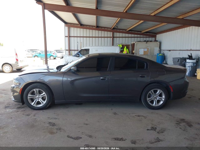2C3CDXBG5NH161777 Dodge Charger Sxt Rwd