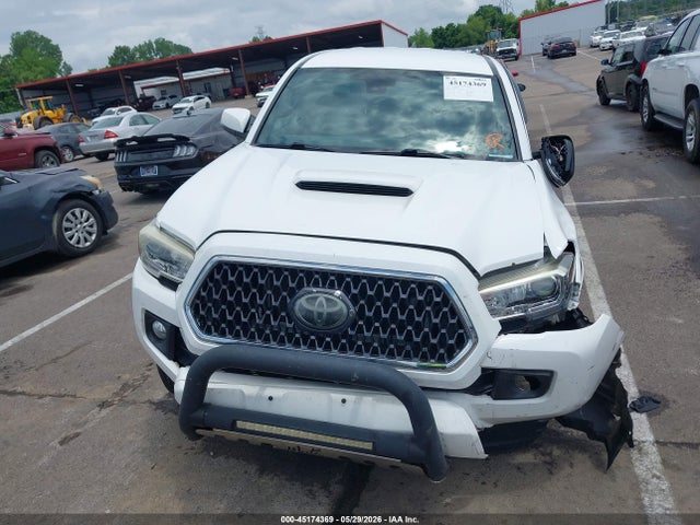 Aukcja sprzedaży 2018 Toyota Tacoma Trd Sport, vin: 3TMCZ5AN0JM151218, numer aukcji: 45174369