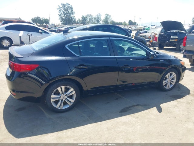 45174398 :رقم المزاد ، 19VDE3F70DE300801 vin ، 2013 Acura Ilx Hybrid 1.5l مزاد بيع