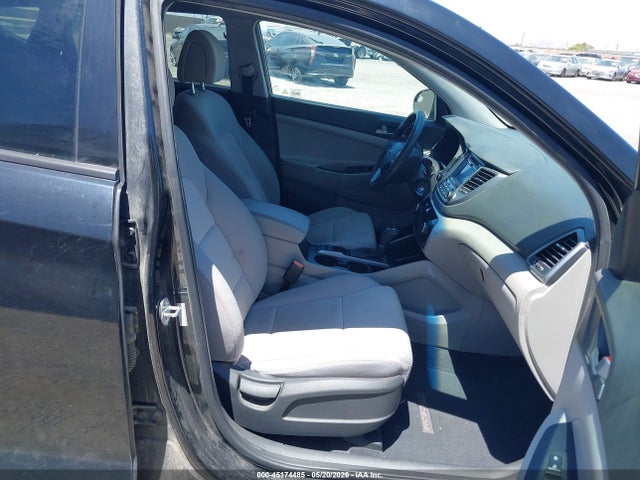 2017 Hyundai Tucson Eco მანქანა იყიდება აუქციონზე, vin: KM8J3CA21HU369446, აუქციონის ნომერი: 45174485