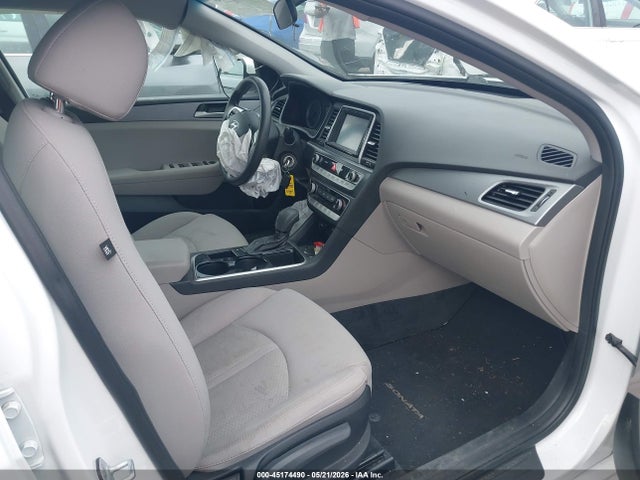 Hyundai SONATA SE 2018 5NPE24AF3JH655655 Image 5