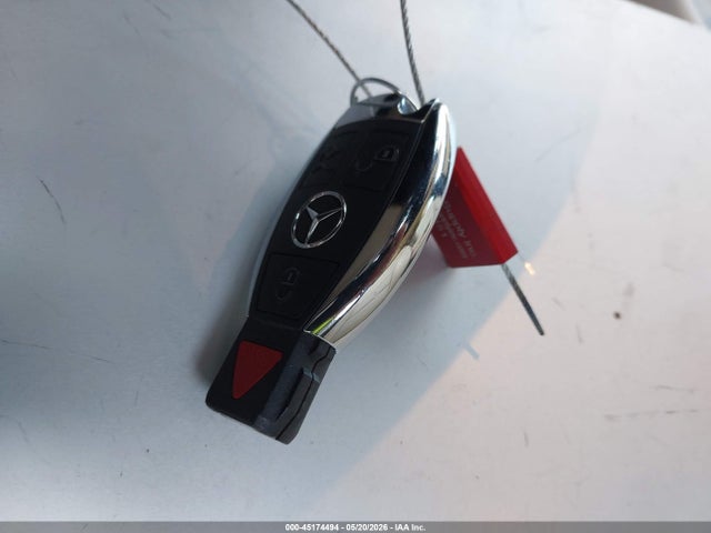 WDCTG4GB9JJ428582 Mercedes-Benz Gla 250 4matic