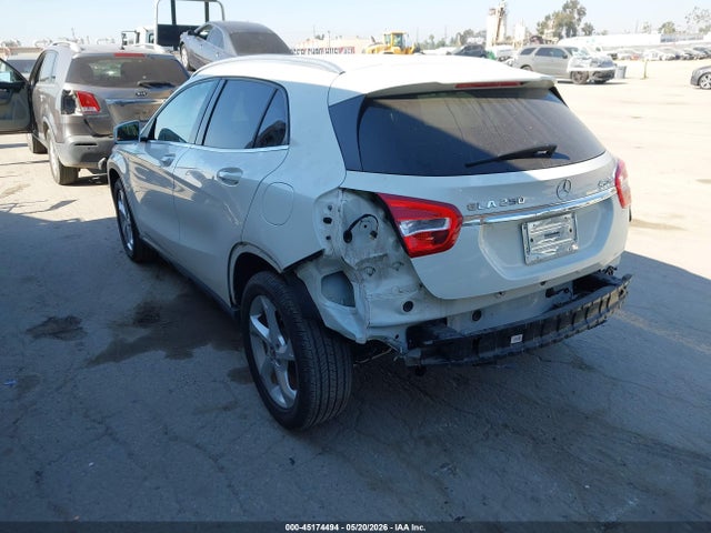 WDCTG4GB9JJ428582 Mercedes-Benz Gla 250 4matic