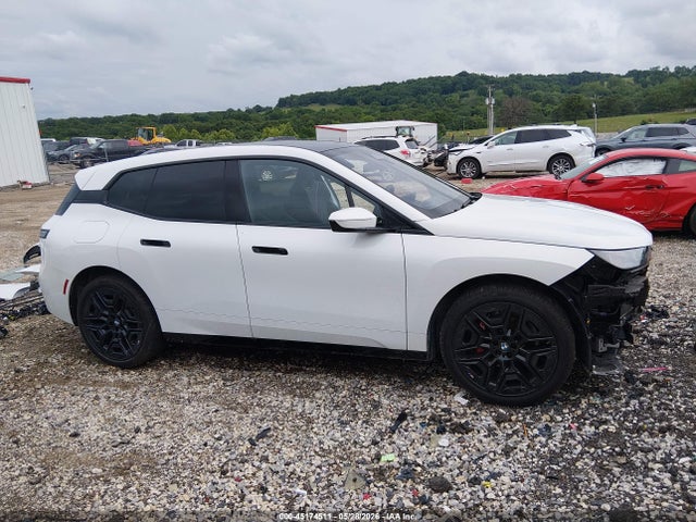 2026 Bmw Ix Xdrive45 მანქანა იყიდება აუქციონზე, vin: WB543CF01TCW07802, აუქციონის ნომერი: 45174511
