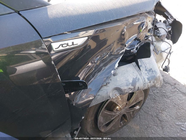 45174524 :رقم المزاد ، KNDJN2A29F7175414 vin ، 2015 Kia Soul مزاد بيع