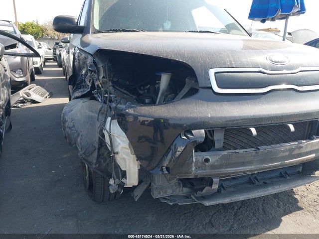45174524 :رقم المزاد ، KNDJN2A29F7175414 vin ، 2015 Kia Soul مزاد بيع