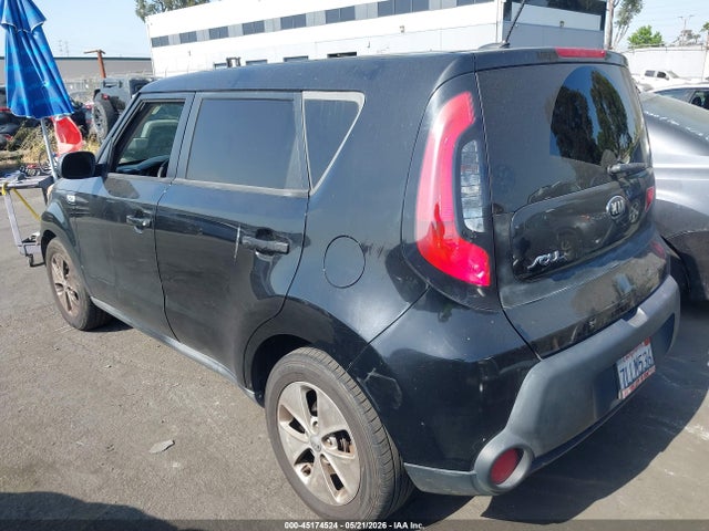 45174524 :رقم المزاد ، KNDJN2A29F7175414 vin ، 2015 Kia Soul مزاد بيع