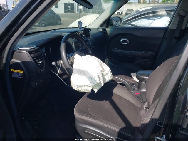 45174524 :رقم المزاد ، KNDJN2A29F7175414 vin ، 2015 Kia Soul مزاد بيع
