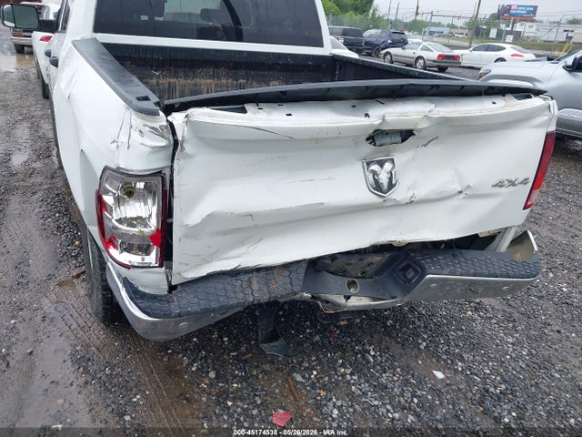 Продажа на аукционе авто 2023 Ram 1500 Classic Tradesman  4x4 5'7 Box, vin: 3C6RR7KG8PG672515, номер лота: 45174538