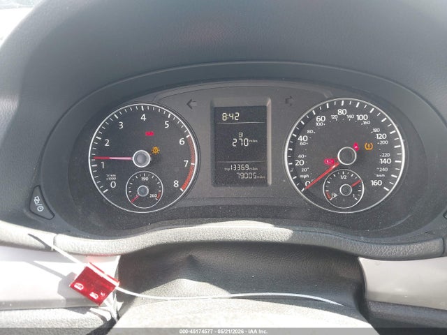 2014 Volkswagen Passat 1.8t S მანქანა იყიდება აუქციონზე, vin: 1VWAT7A30EC114497, აუქციონის ნომერი: 45174577
