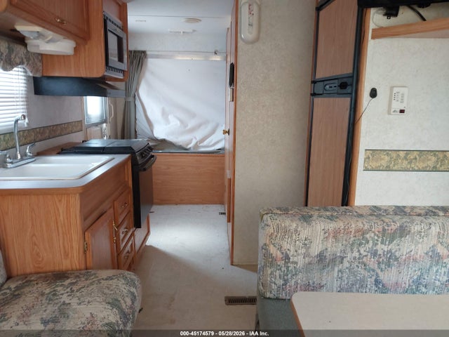 2002 Jayco Other მანქანა იყიდება აუქციონზე, vin: 47CTE0H212M410739, აუქციონის ნომერი: 45174579