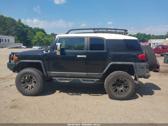 45174610 :رقم المزاد ، JTEBU11F28K006612 vin ، 2008 Toyota Fj Cruiser مزاد بيع