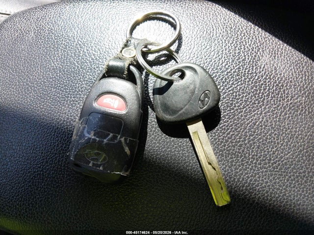 Продаж на аукціоні авто 2013 Hyundai Elantra Gt, vin: KMHD35LE2DU098908, номер лоту: 45174624