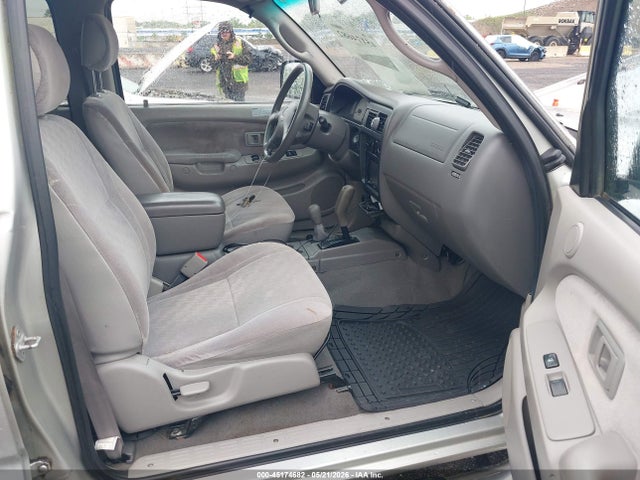 45174682 :رقم المزاد ، 5TEHN72N62Z114951 vin ، 2002 Toyota Tacoma Base V6 مزاد بيع