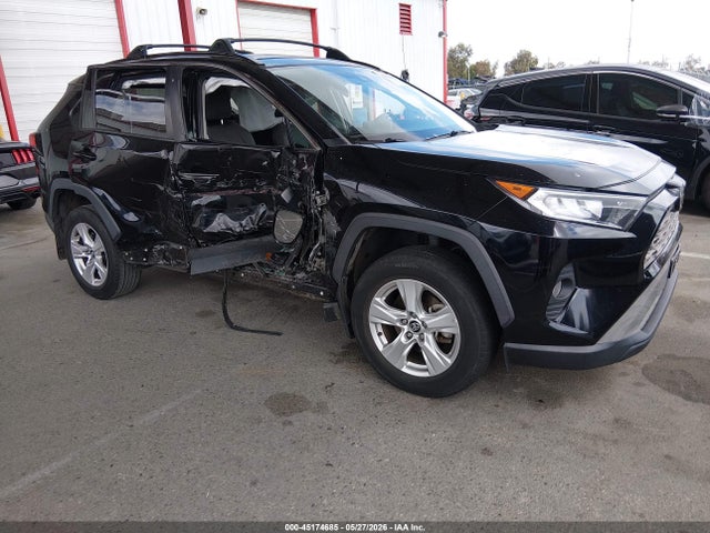 Toyota Rav4 Xle 2020 2T3W1RFV6LW096800 Image 1
