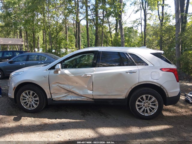 2017 Cadillac Xt5 Standard მანქანა იყიდება აუქციონზე, vin: 1GYKNARS1HZ184242, აუქციონის ნომერი: 45174696