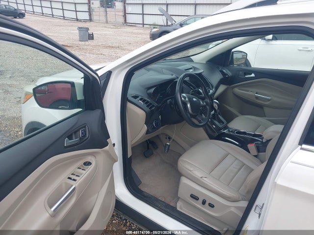 Продаж на аукціоні авто 2016 Ford Escape Titanium, vin: 1FMCU0JX5GUB19383, номер лоту: 45174700