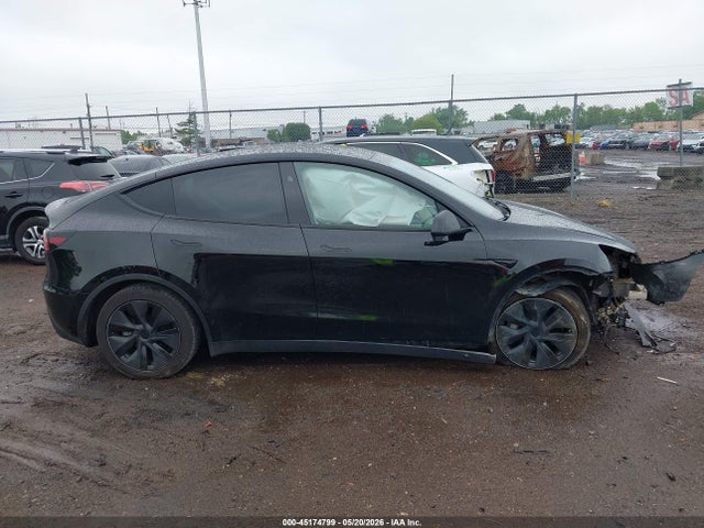 2025 Tesla Model Y Long Range Dual Motor All-wheel Drive მანქანა იყიდება აუქციონზე, vin: 7SAYGDEE8SF266965, აუქციონის ნომერი: 45174799