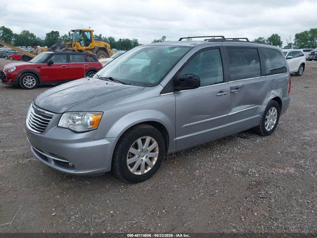 2013 Chrysler Town & Country Touring მანქანა იყიდება აუქციონზე, vin: 2C4RC1BG9DR705518, აუქციონის ნომერი: 45174806