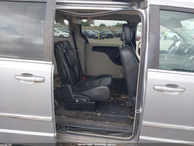 2013 Chrysler Town & Country Touring მანქანა იყიდება აუქციონზე, vin: 2C4RC1BG9DR705518, აუქციონის ნომერი: 45174806