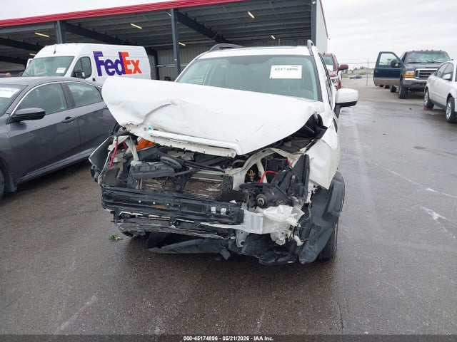Subaru Forester 2.5i Premium 2015 JF2SJADC6FH550721 Image 6
