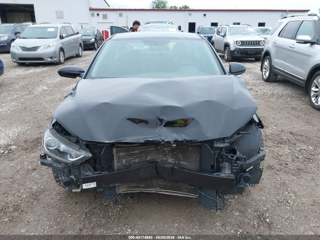 Hyundai ELANTRA SEL 2018 5NPD84LF8JH388357 Image 13