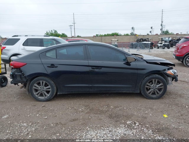 5NPD84LF8JH388357 Hyundai ELANTRA SEL