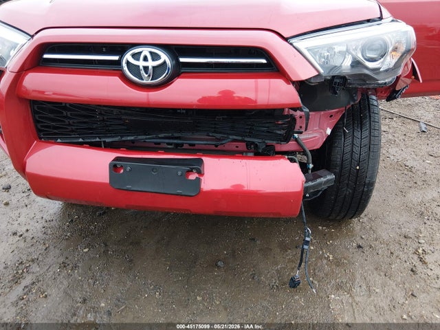 Toyota 4RUNNER SR5 2024 JTEMU5JR9R6219934 Image 6