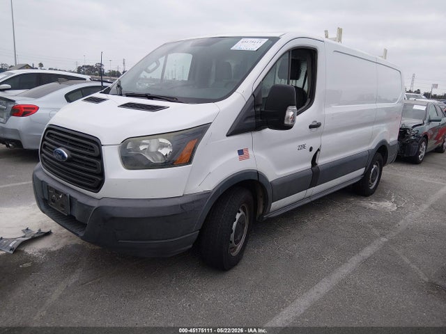2015 Ford Transit-150 მანქანა იყიდება აუქციონზე, vin: 1FTNE1ZM4FKA83058, აუქციონის ნომერი: 45175111