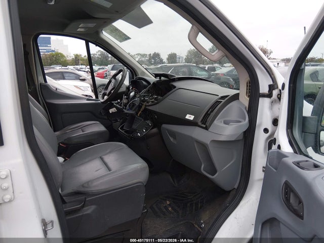 2015 Ford Transit-150 მანქანა იყიდება აუქციონზე, vin: 1FTNE1ZM4FKA83058, აუქციონის ნომერი: 45175111