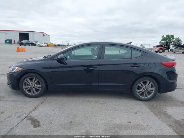 Продажа на аукционе авто 2017 Hyundai Elantra Se, vin: 5NPD84LF7HH039975, номер лота: 45175117