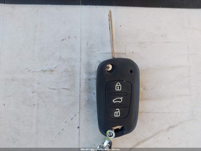 Продажа на аукционе авто 2017 Kia Sportage Lx, vin: KNDPMCAC3H7261039, номер лота: 45175131