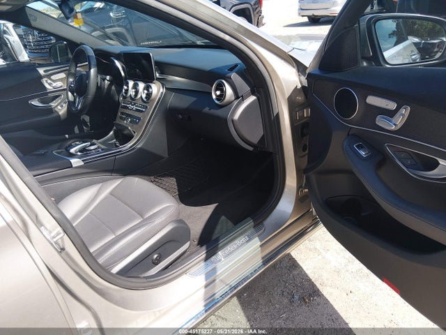 Продаж на аукціоні авто 2019 Mercedes-benz C 300, vin: 55SWF8DB0KU283313, номер лоту: 45175227