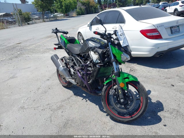 45175232 :رقم المزاد ، JKAERKD19KDA39785 vin ، 2019 Kawasaki Er400 D مزاد بيع