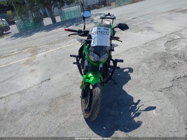 Продажа на аукционе авто 2019 Kawasaki Er400 D, vin: JKAERKD19KDA39785, номер лота: 45175232
