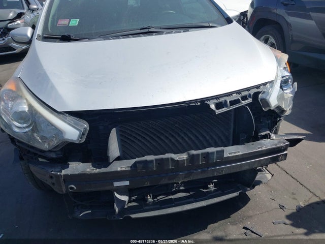 KIA FORTE LX 2016 KNAFK5A82G5526064 Image 12