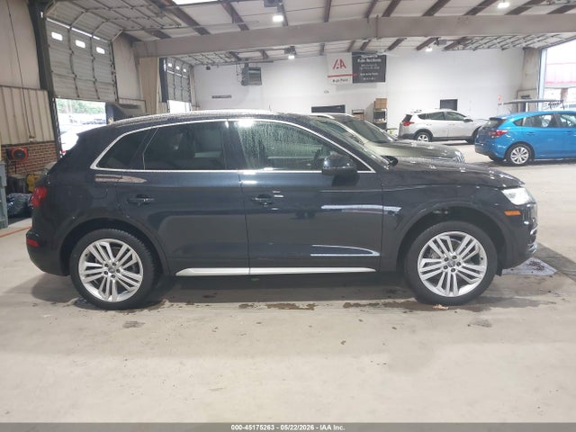 2018 Audi Q5 2.0t Premium/2.0t Tech Premium მანქანა იყიდება აუქციონზე, vin: WA1CNAFY3J2212537, აუქციონის ნომერი: 45175263