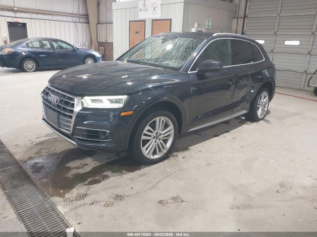 2018 Audi Q5 2.0t Premium/2.0t Tech Premium მანქანა იყიდება აუქციონზე, vin: WA1CNAFY3J2212537, აუქციონის ნომერი: 45175263