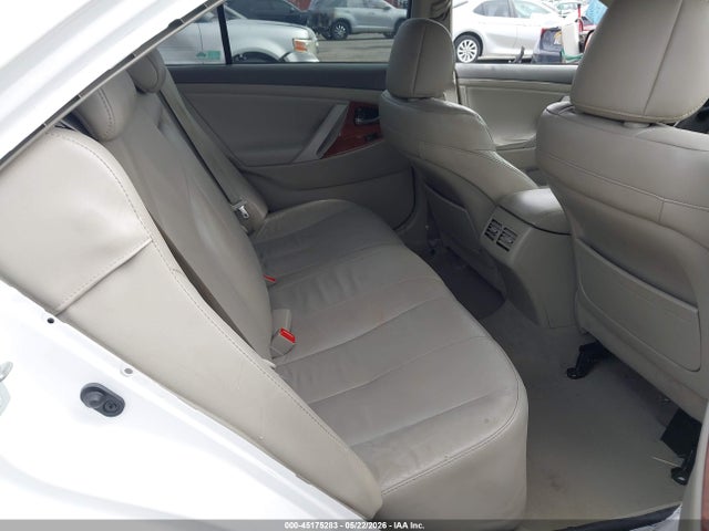 45175283 :رقم المزاد ، 4T1BB3EK7BU129522 vin ، 2011 Toyota Camry Hybrid مزاد بيع