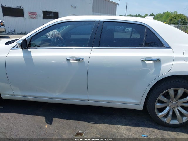 45175319 :رقم المزاد ، 2C3CCAEG3JH324240 vin ، 2018 Chrysler 300 Limited مزاد بيع
