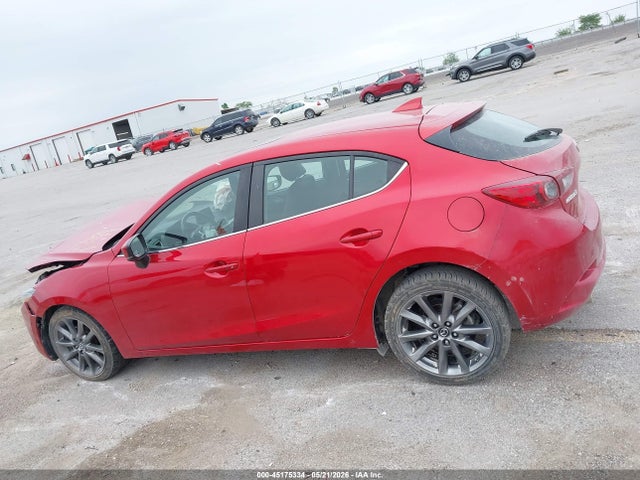 45175334 :رقم المزاد ، 3MZBN1L39JM273990 vin ، 2018 Mazda Mazda3 Touring مزاد بيع